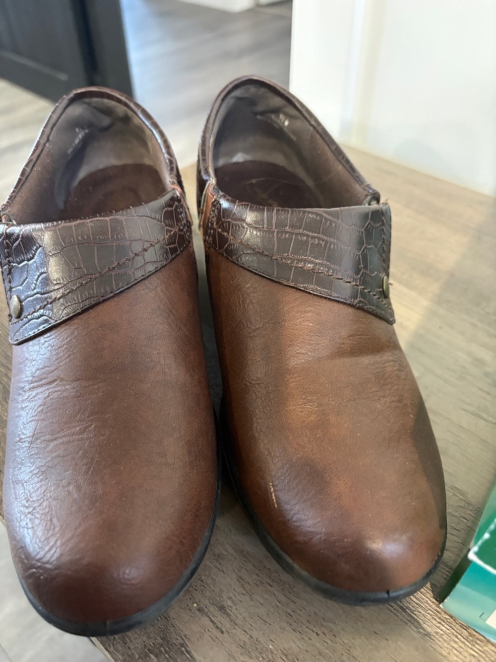 easy street Brown Two-Tone Slip-On Clogs